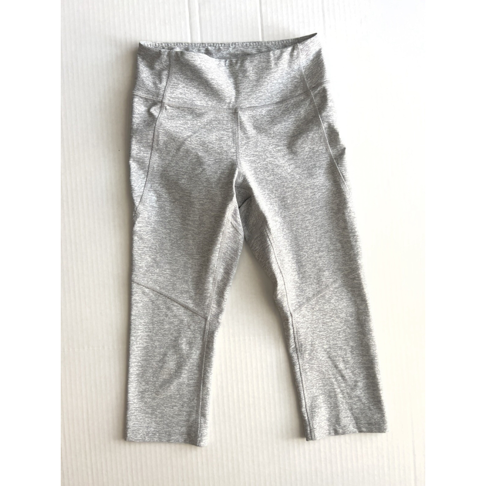 Outdoor Voices Warmup Capri Leggings Light Gray High Rise Women’s XS Athilesure